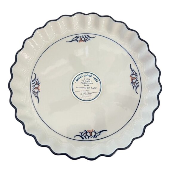 New Vintage Japanese Porcelain Baking Serving Quiche Tart Dish Blue White Floral - Picture 2 of 4